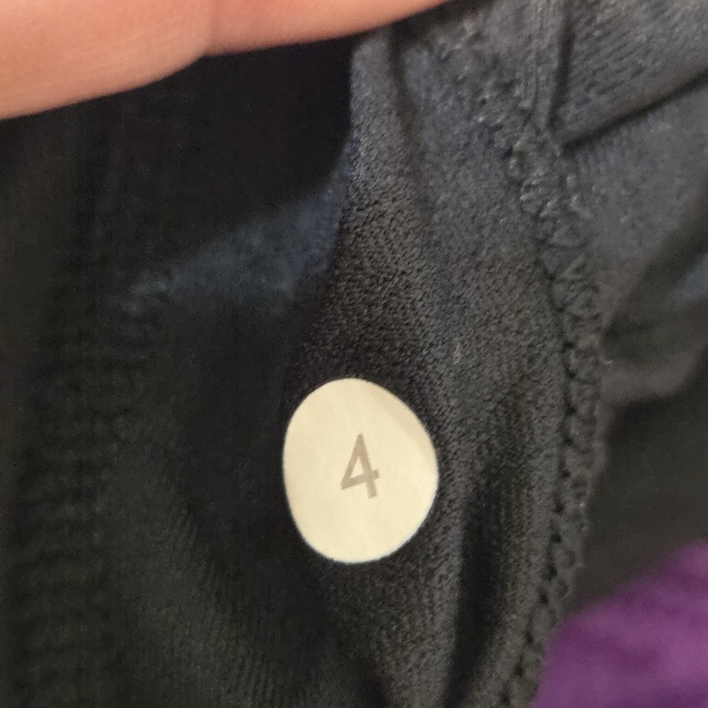Lululemon No Limits Tank Top Built-In Sports Bra, Racerback Size 4 - Picture 6 of 7